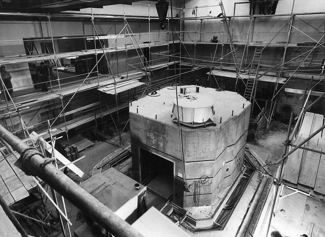 Construction site of the research reactor BER I - enlarged view