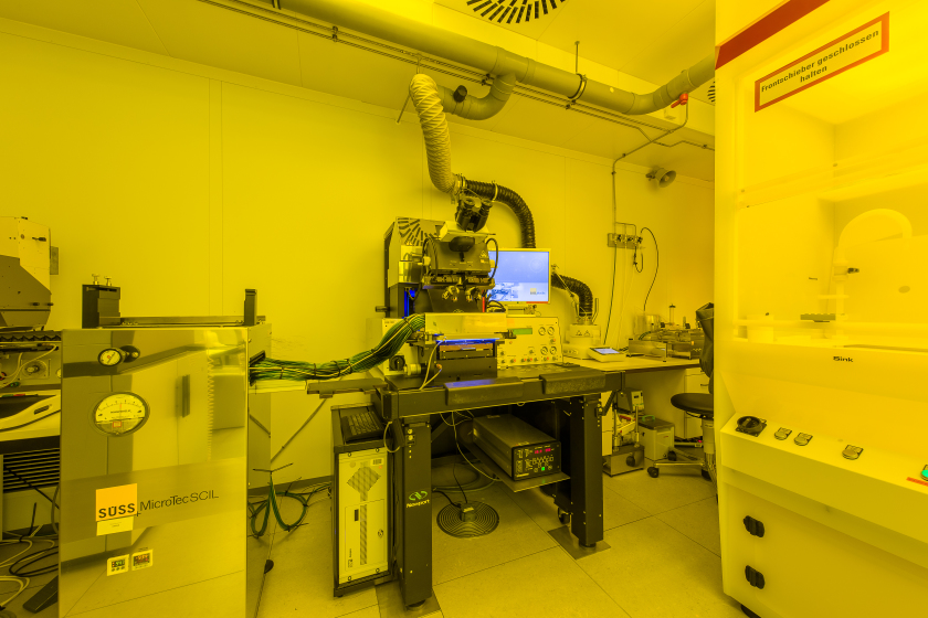 Nanoimprint Lab - enlarged view