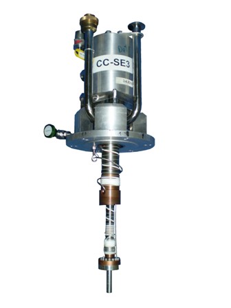 CGA-CCR (Vakuumkanne und Strahlungsschild nicht gezeigt)