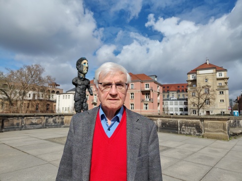 Mit 60 zu alt f�r die Forschung? Vom Kernphysiker zum Papyrus-Forscher