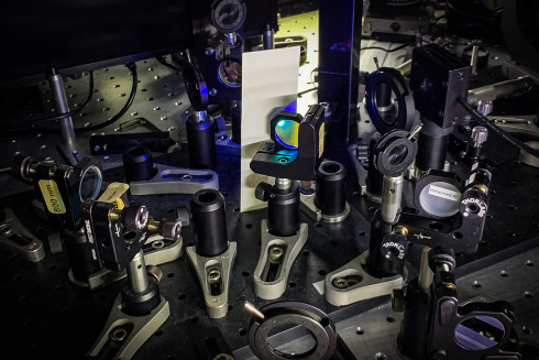 Spintronik an BESSY II: Echtzeit-Analyse von magnetischen Doppelschichtsystemen