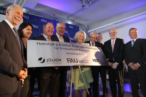 Kooperationsvertrag fr Helmholtz-Institut Erlangen-Nrnberg unterzeichnet