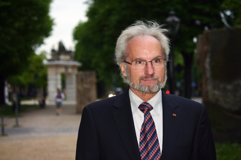 Prof. Dr. Michael Steiner