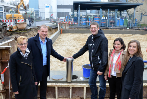 Foundation stone laying ceremony for an energy research laboratory on Wannsee campus