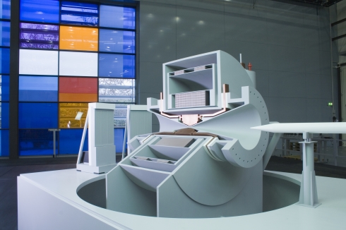 Der weltweit strkste Magnet fr Neutronenexperimente wird in Berlin errichtet