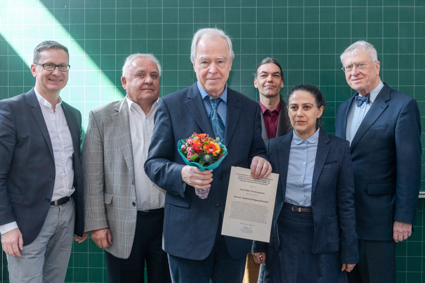 The prize was awarded on 21 March 2019 at the Spring Conference of the Deutsche Physikalische Gesellschaft by the Physikalischer Verein Frankfurt, the Department of Physics of the Goethe University Frankfurt and the Arbeitskreis Beschleunigerphysik (AKBP).
