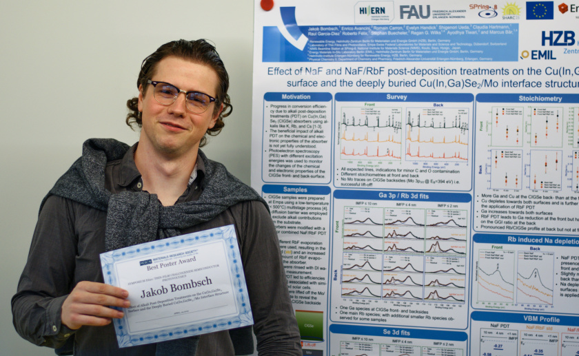 Jakob Bombsch received an award for his poster on CIGSe absorbers at the spring meeting of the Materials Research Society.
