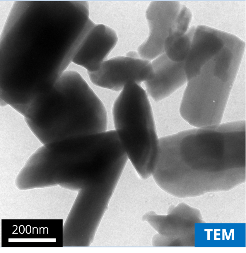 Correlative microscopy images of the same sample site within the transmission electron microscope (TEM).