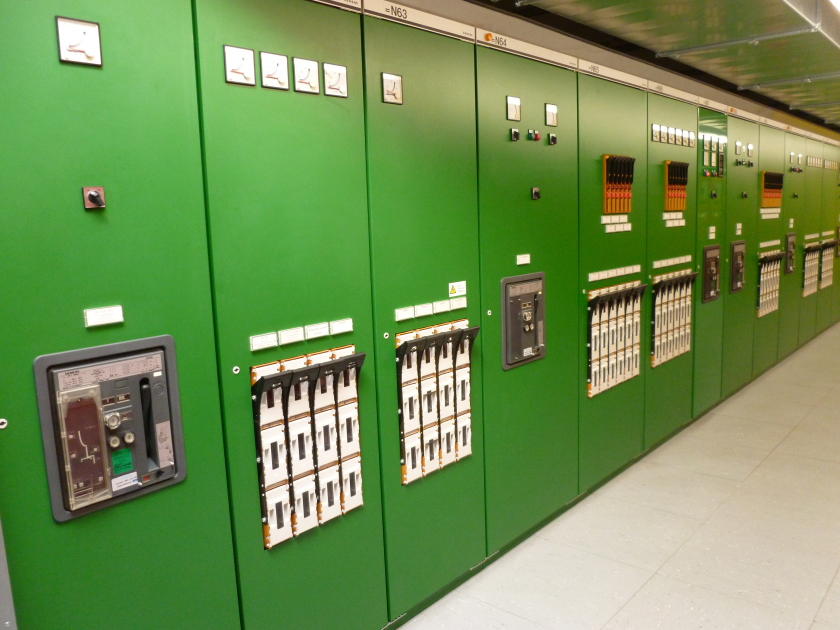 During the shutdown, the low voltage main distribution panel will be completely renewed (here in the picture: before the conversion).