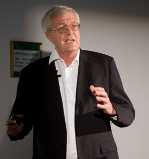 Prof. Dr. Eberhard Jaeschke