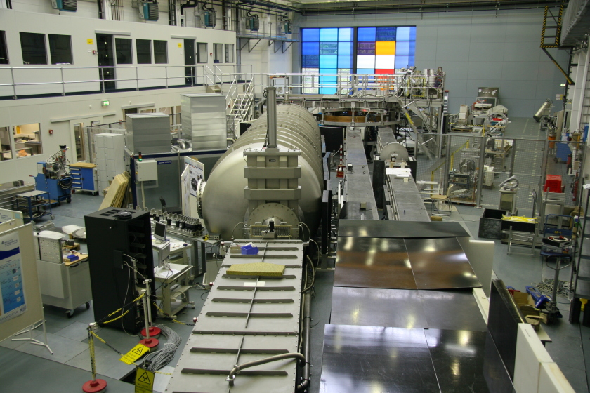 Blick auf Experimentiereinrichtungen am Forschungsreaktor