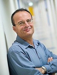 Prof. Dr. Leone Spiccia will spent research time at HZB next spring.