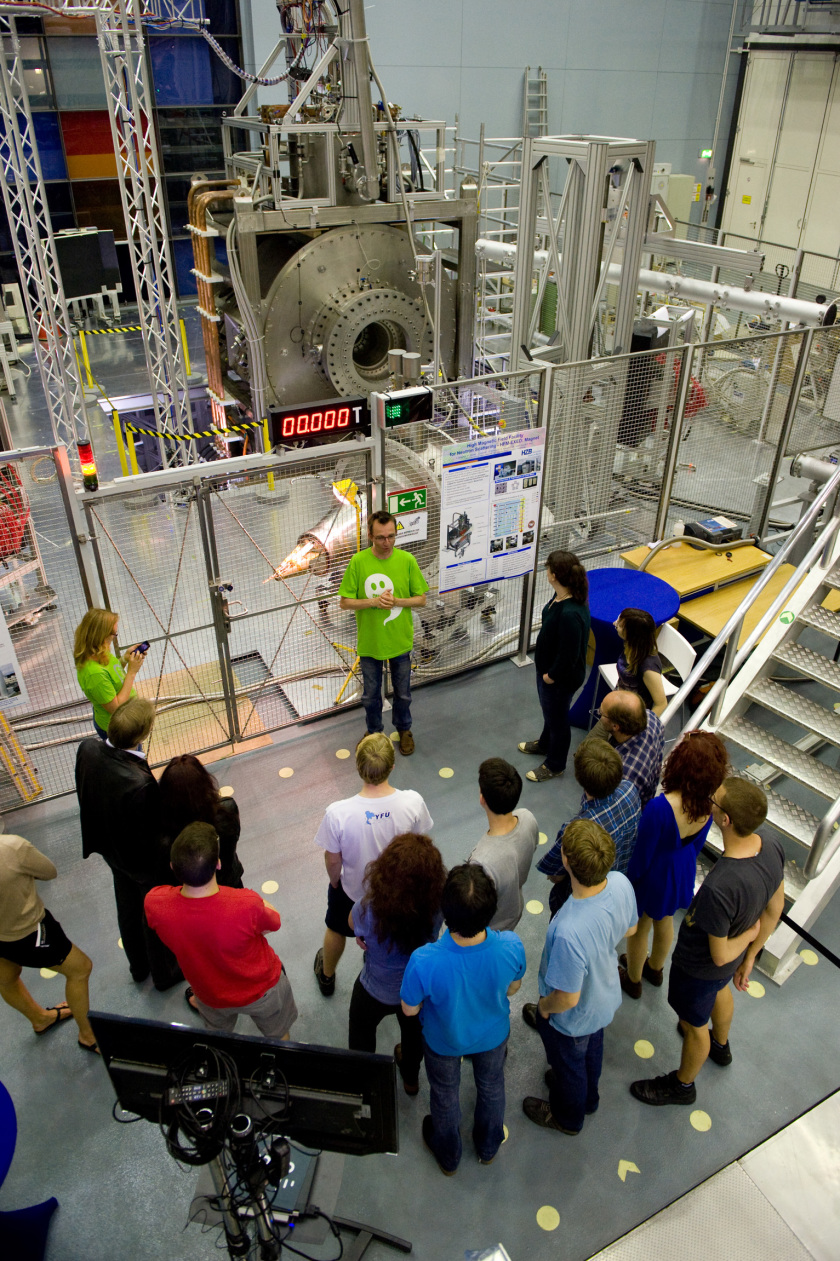 For the first time, people got to visit the new high field magnet which, at 26 Tesla, delivers the world&rsquo;s strongest magnetic field for neutron scattering; Photo: Ingo Kniest