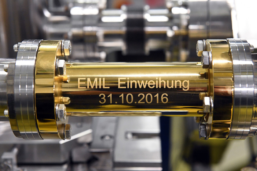 It&rsquo;s done: With the connection of the EMIL laboratory to the synchrotron light from BESSY II, researchers have access to a huge selection of characterisation methods. Photo: HZB/D. Ausserhofer