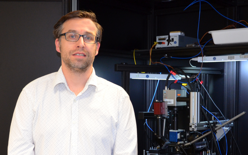 Alex Redinger receives two million euros in funding from the Luxembourg National Research Fund for expanding his research into solar cells materials at the university Luxembourg.