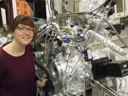 Aafke Bronneberg in her lab at HZB Institute for Solar Fuels. 