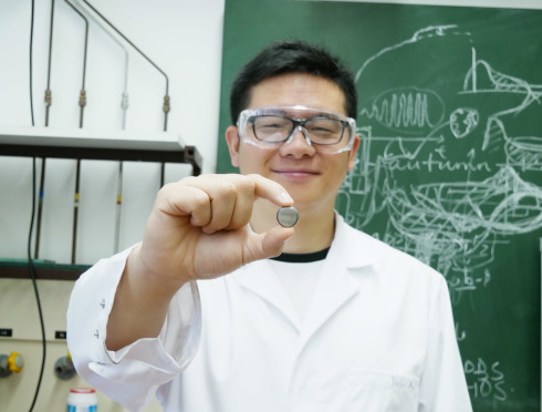 <p>Dr. Yaolin Xu, postdoctoral researcher at HZB</p>